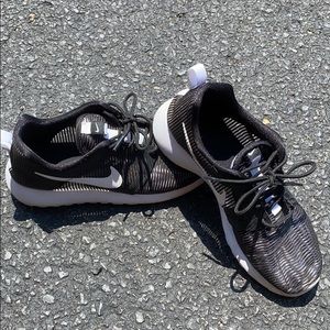 Black Nike Sneakers